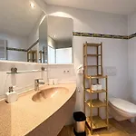 Allgaeutime Mit Schwimmbad & Sauna Inkl 아파트